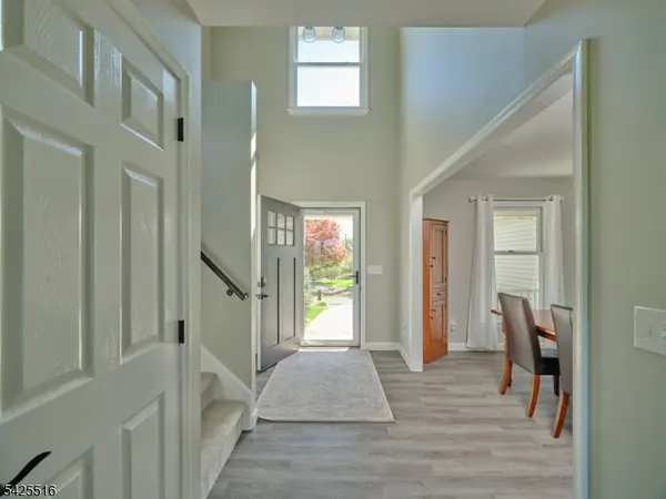 18 Linvale Rd, East Amwell Twp., NJ 08551