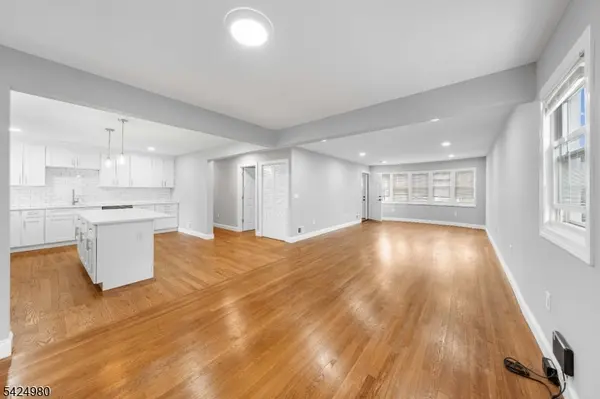 859 Dewey St, Union Twp., NJ 07083