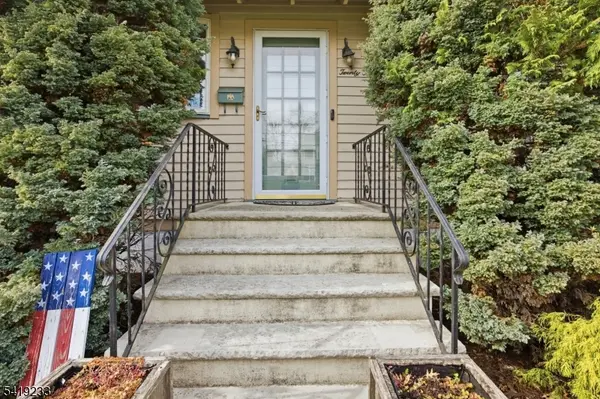 23 Lincoln Ave, Cranford Twp., NJ 07016