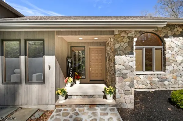 76 Mountain Spring Dr, Sparta Twp., NJ 07871