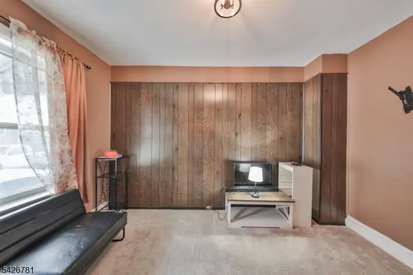 135 Mercer St, Phillipsburg Town, NJ 08865