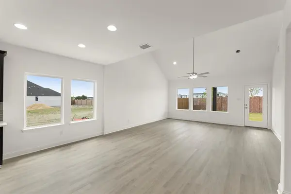 1212 Redcoat Drive, Forney, TX 75126