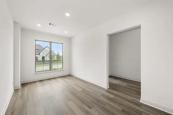 3043 Farmhouse Drive, Midlothian, TX 76065