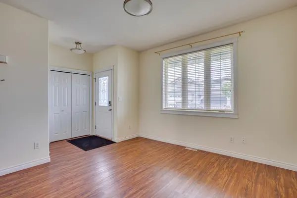 123 Cottonwood Creek WAY, Fort Mcmurray, AB T9K 2V2