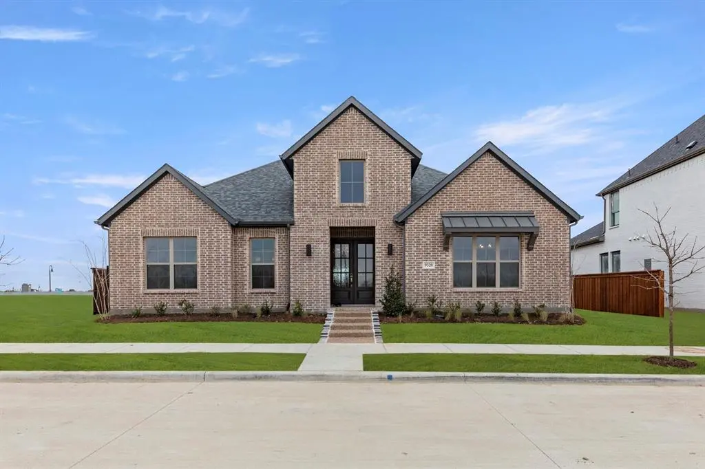 9320 Blooming Ivy Drive, Mesquite, TX 75126