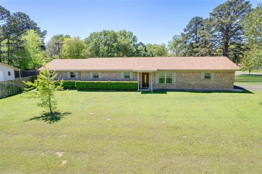 100 Madison Drive, Longview, TX 75603
