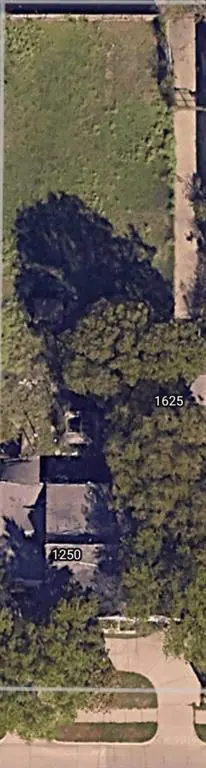 1625 E Crosby Road, Carrollton, TX 75006