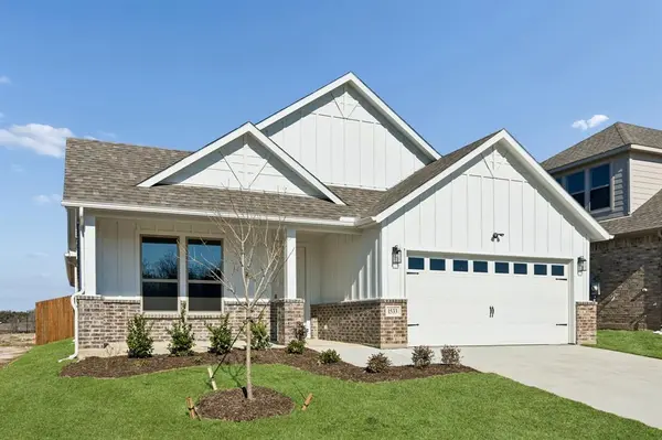 1533 Oakdale Drive, Kaufman, TX 75142