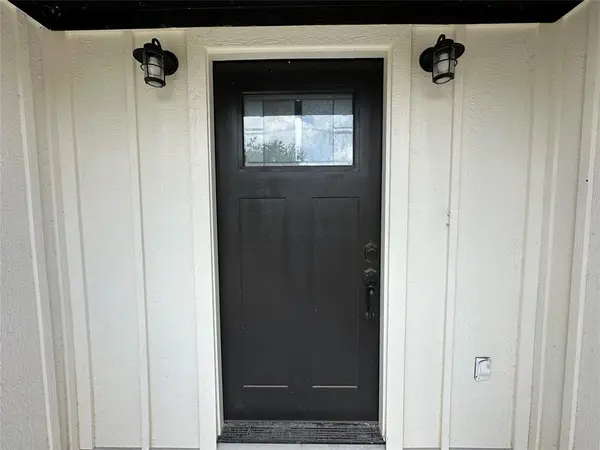 317 N Clark Street, Comanche, TX 76442