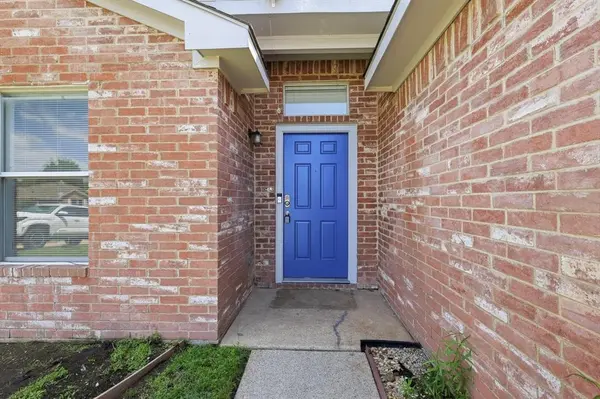 804 Castlewick Court, Arlington, TX 76018