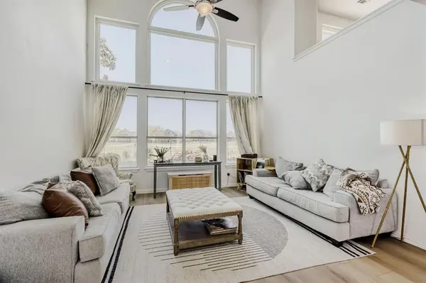 9709 Fairway Vista Drive, Rowlett, TX 75089