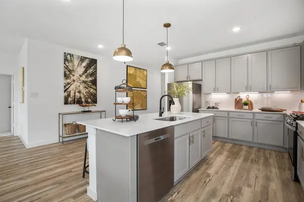 8808 Haste Lane, Aubrey, TX 76227