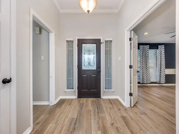 209 Schreiber Drive, Haslet, TX 76052