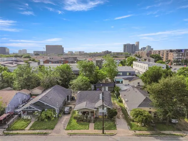 4811 Belmont Avenue, Dallas, TX 75204
