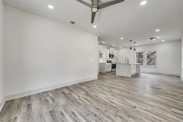 1102 Church Street, Dallas, TX 75203