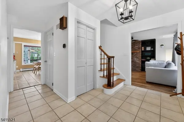 8 Telfer Dr, Vernon Twp., NJ 07418