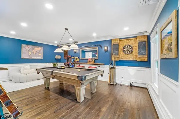 52 Stonefence Rd, Oakland Boro, NJ 07436