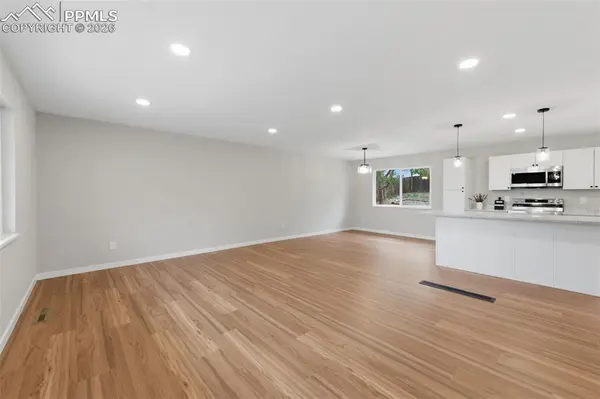 5345 Babcock TER, Colorado Springs, CO 80915