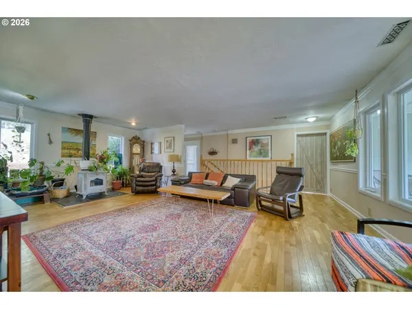 32809 Boomer LOOP, Scappoose, OR 97056