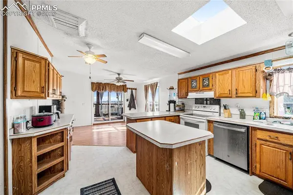 8435 Savage RD, Beulah, CO 81023