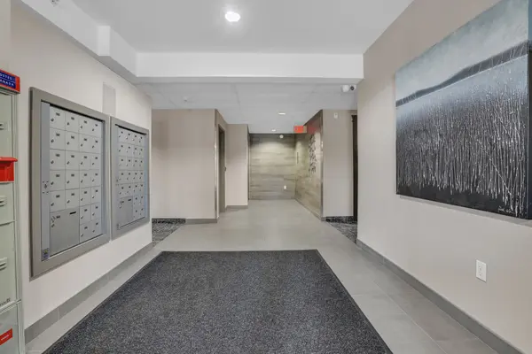 41 Ferndale DR S #309, Barrie, ON L4N 5T6