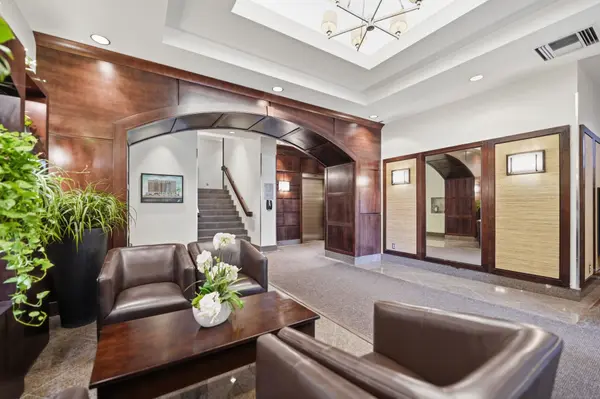 200 Besserer ST #910, Lower Town - Sandy Hill, ON K1N 0A7