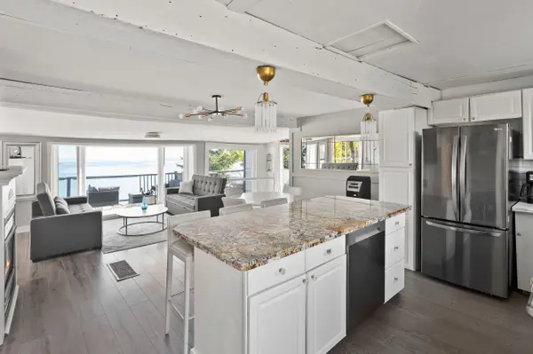 71 Lighthouse Dr DR, Haldimand, ON N1A 2W6