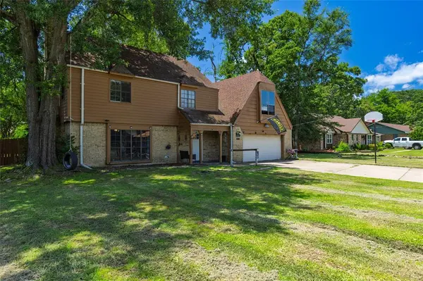 1304 Azalea Drive, Sulphur Springs, TX 75482