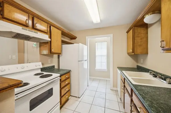 1104 & 1106 E High Street, Terrell, TX 75160