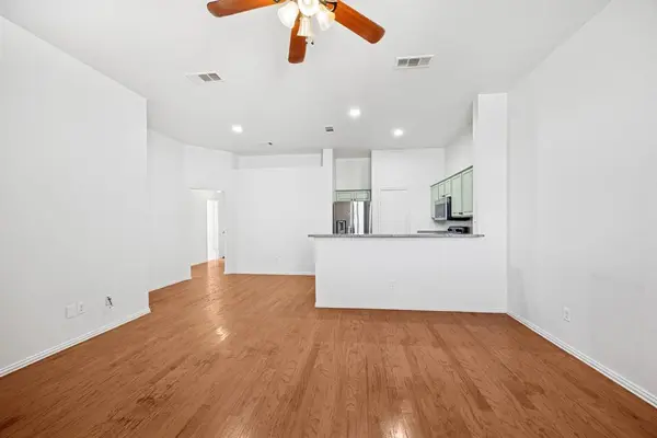 1747 Preston On The Lake Boulevard, Little Elm, TX 75068