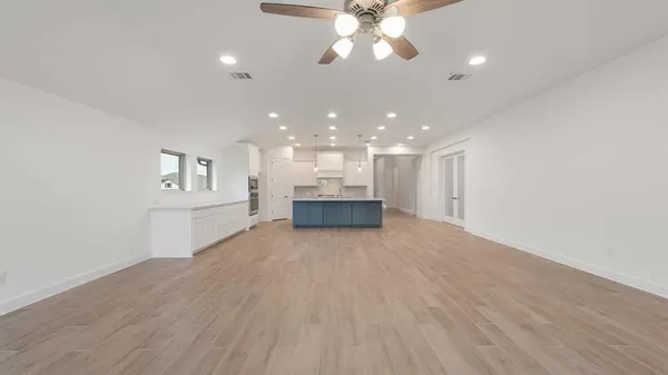 1727 Hillside Stroll Drive, Lavon, TX 75166