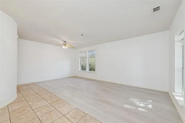 4921 Kingfisher Lane, Mesquite, TX 75181