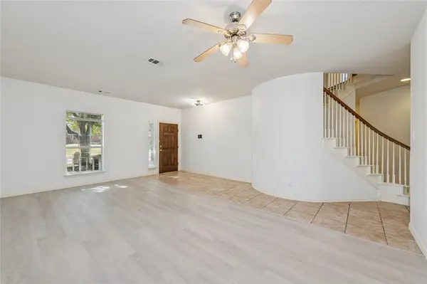 4921 Kingfisher Lane, Mesquite, TX 75181