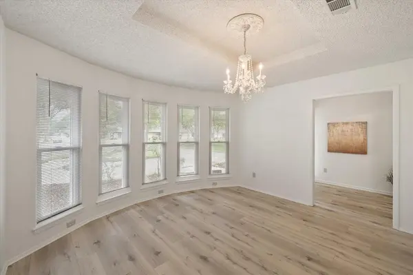 3211 Vernon Drive, Arlington, TX 76015