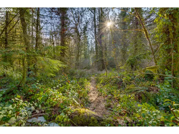 64281 E BRIGHTWOOD LOOP RD, Brightwood, OR 97011