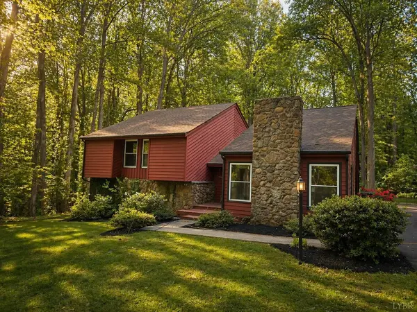 706 Ramblewood RD, Forest, VA 24551