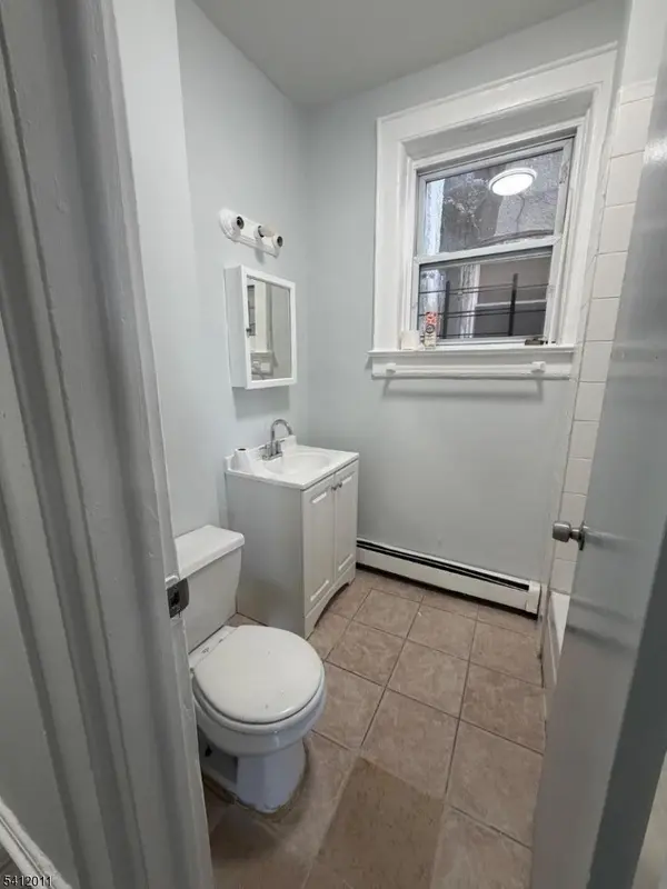 313 Verona Ave, Newark City, NJ 07104