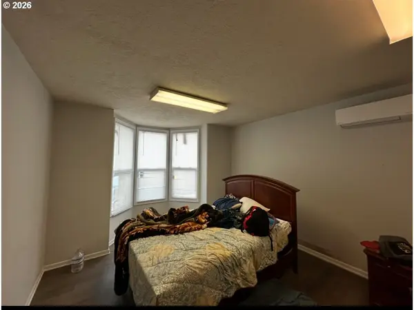 1326 SW 12TH AVE, Portland, OR 97201