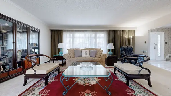 568 Cummer AVE, Toronto C15, ON M2K 2M4