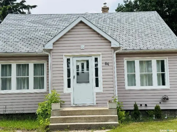 84 Gladstone AVENUE S, Yorkton, SK S3N 3B3