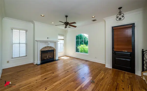 1029 S Crescent Cove, Shreveport, LA 71105