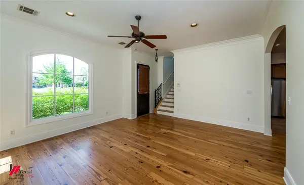 1029 S Crescent Cove, Shreveport, LA 71105