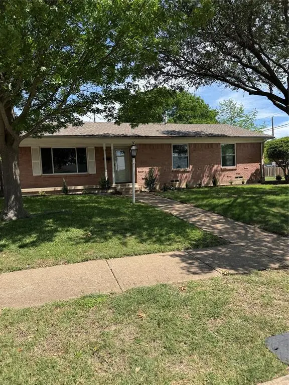 700 Kindred Lane, Richardson, TX 75080