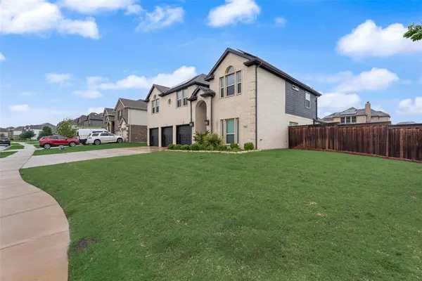 1539 Legacy Drive, Cedar Hill, TX 75104
