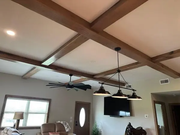 9102 County Road 3816, Athens, TX 75752