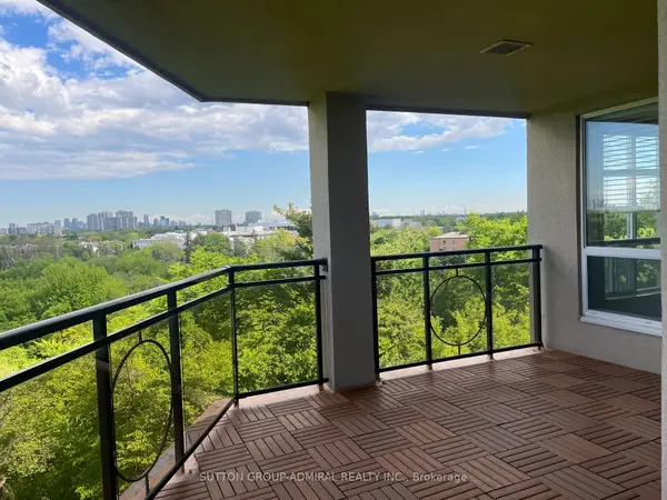 2 Maison Parc CT #705, Vaughan, ON L4J 9K4