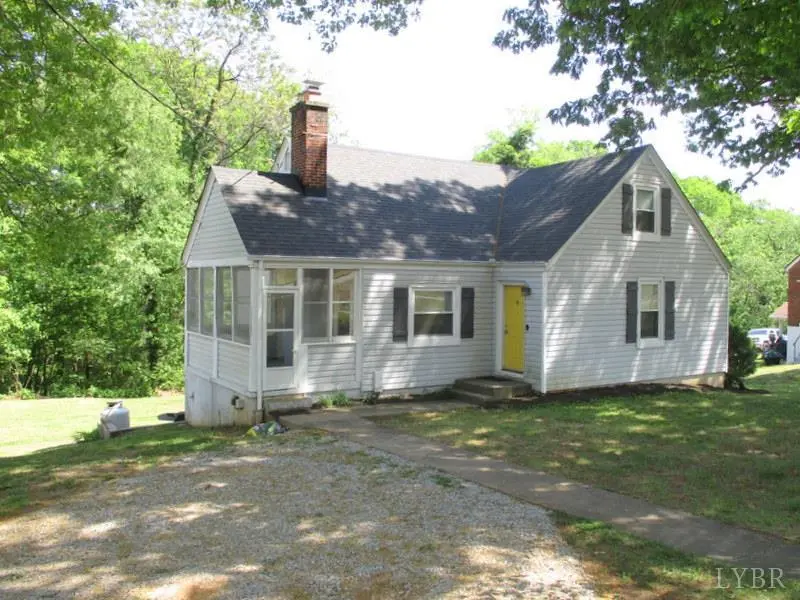 120 Prospect RD, Hurt, VA 24563