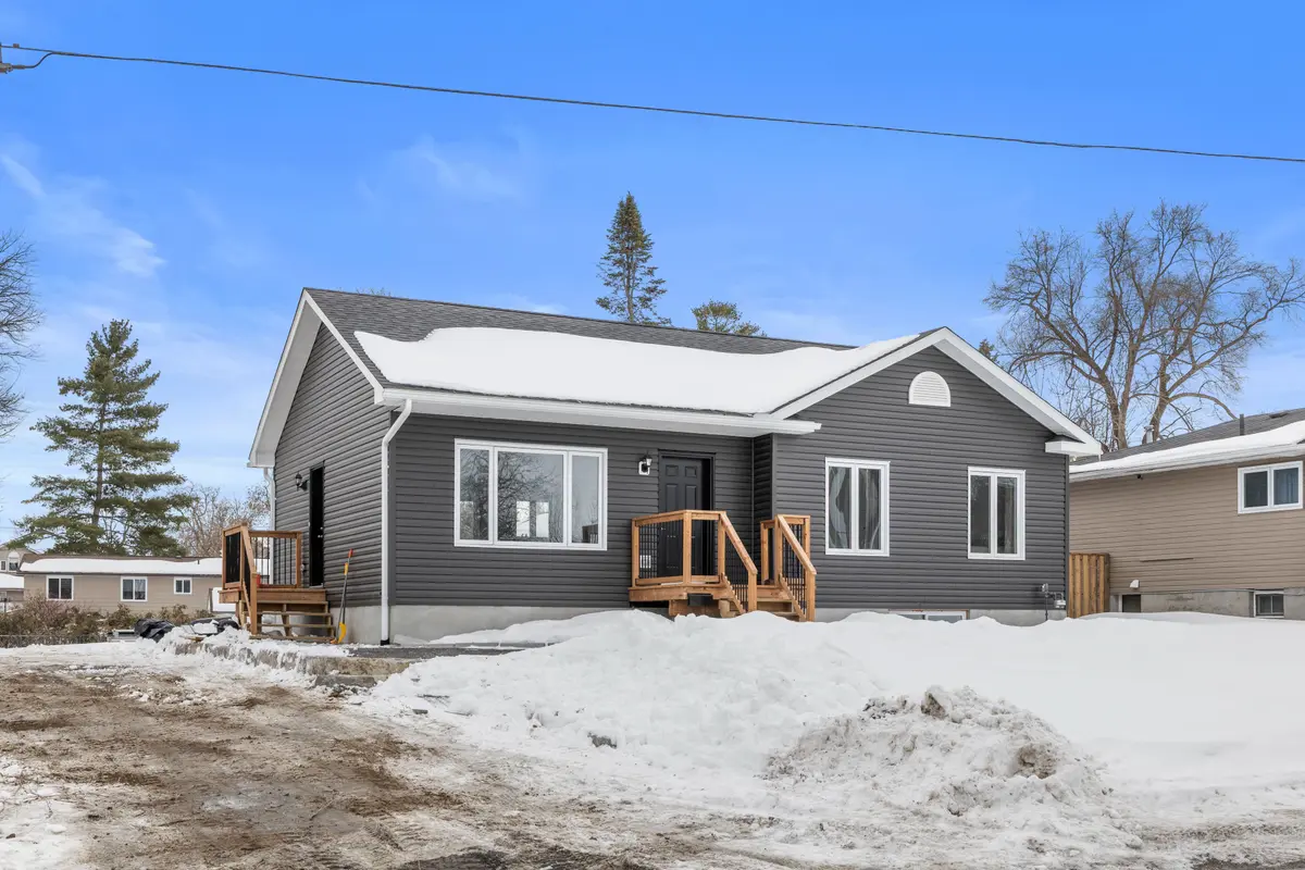 125 Norma ST N, Arnprior, ON K7S 3A9