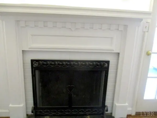 120 Prospect RD, Hurt, VA 24563