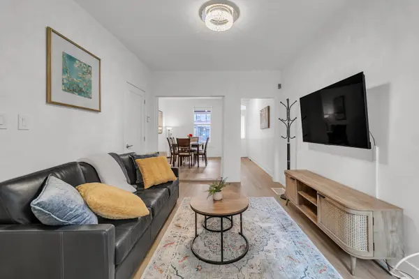 13 D'arcy ST, Toronto C01, ON M5T 1J8